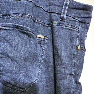 Melissa McCarthy Seven7 Jeans - bootcut dark wash Size 24 NWOT